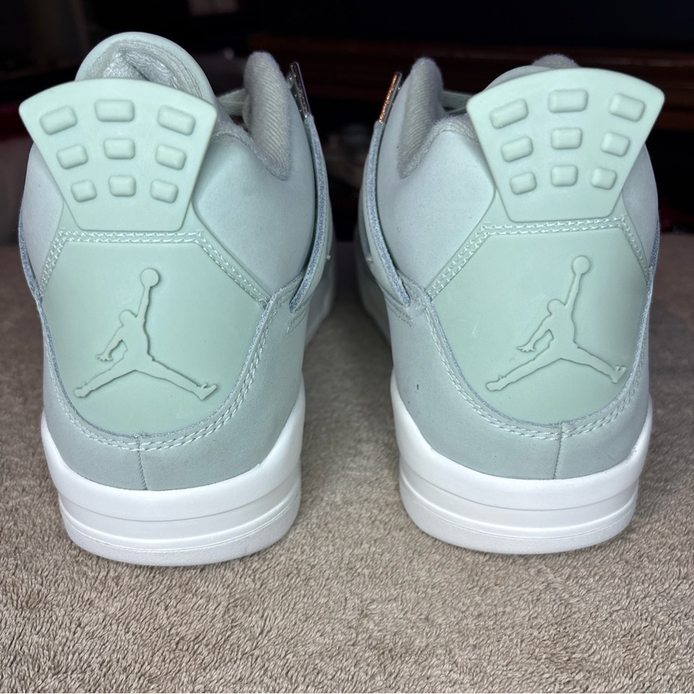 Air Jordan 4 Retro Seafoam Sail HV0823-003 Women's Size 12 - Men’s Size 10.5 - Picture 6 of 9